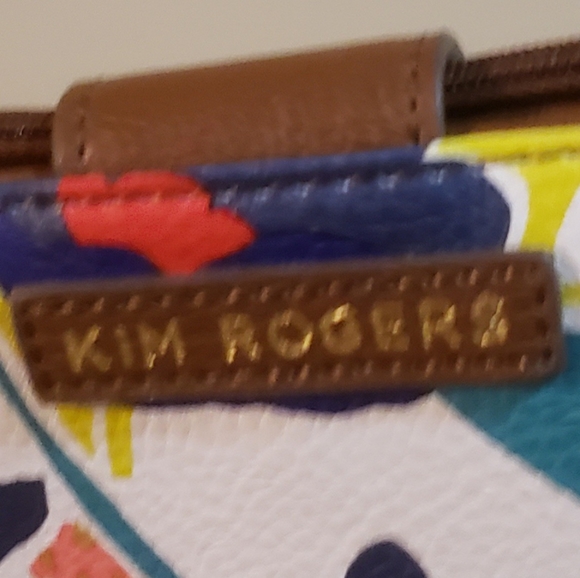 New Without Tags (NWOT) wallet wristlet crossbody bag, featuring a vibrant, mult - Picture 5 of 12